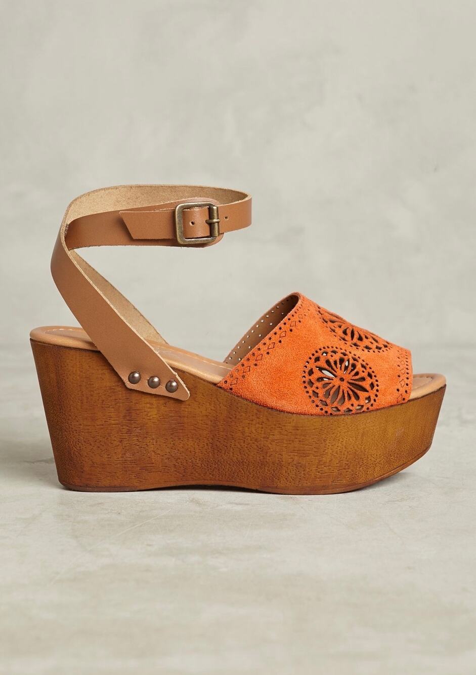 Anthropologie Liendo by Seychelles Granada Wedges in Melon Suede Size 7.5